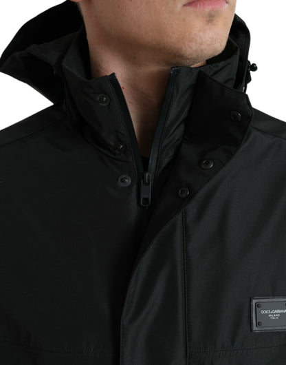 Chaqueta cortavientos negra elegante