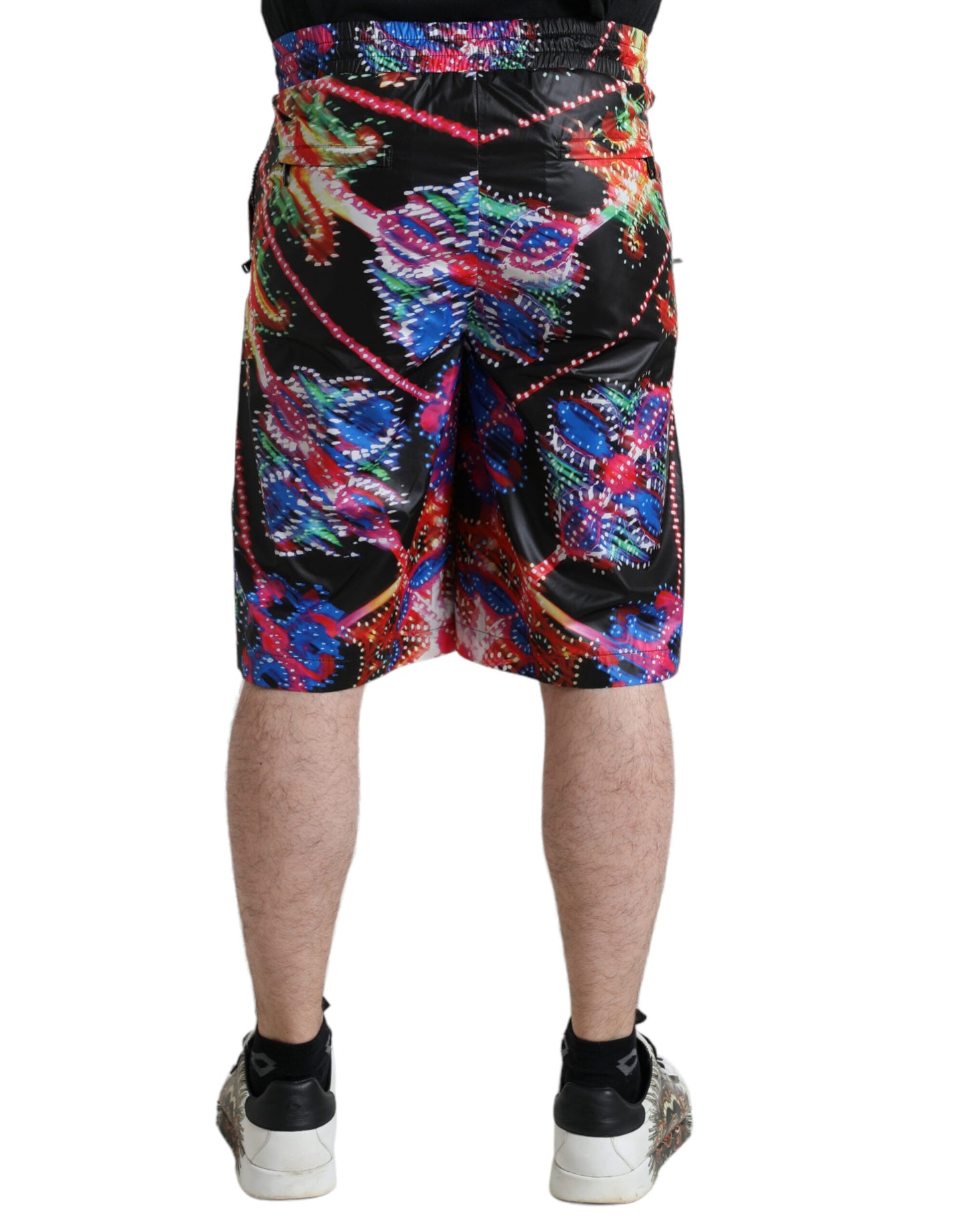 Bermudas elegantes con estampado de luminarias