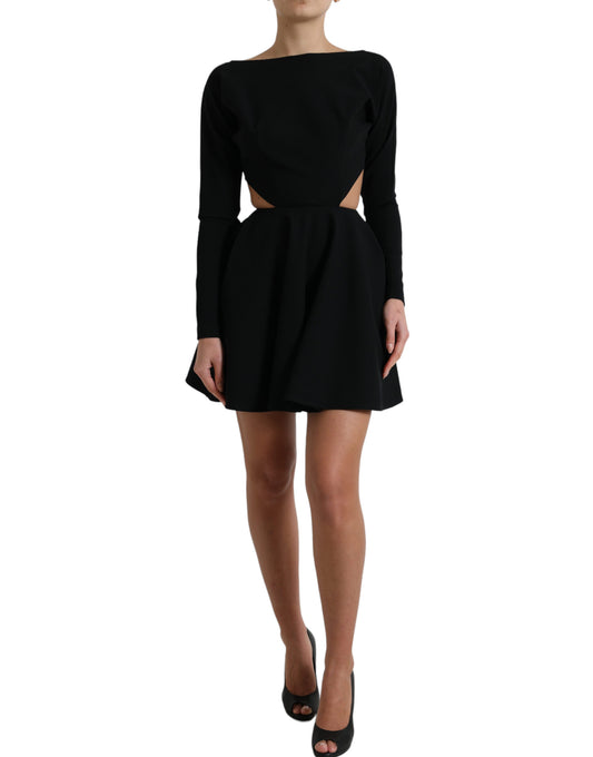 Elegante minivestido de corte A con aberturas