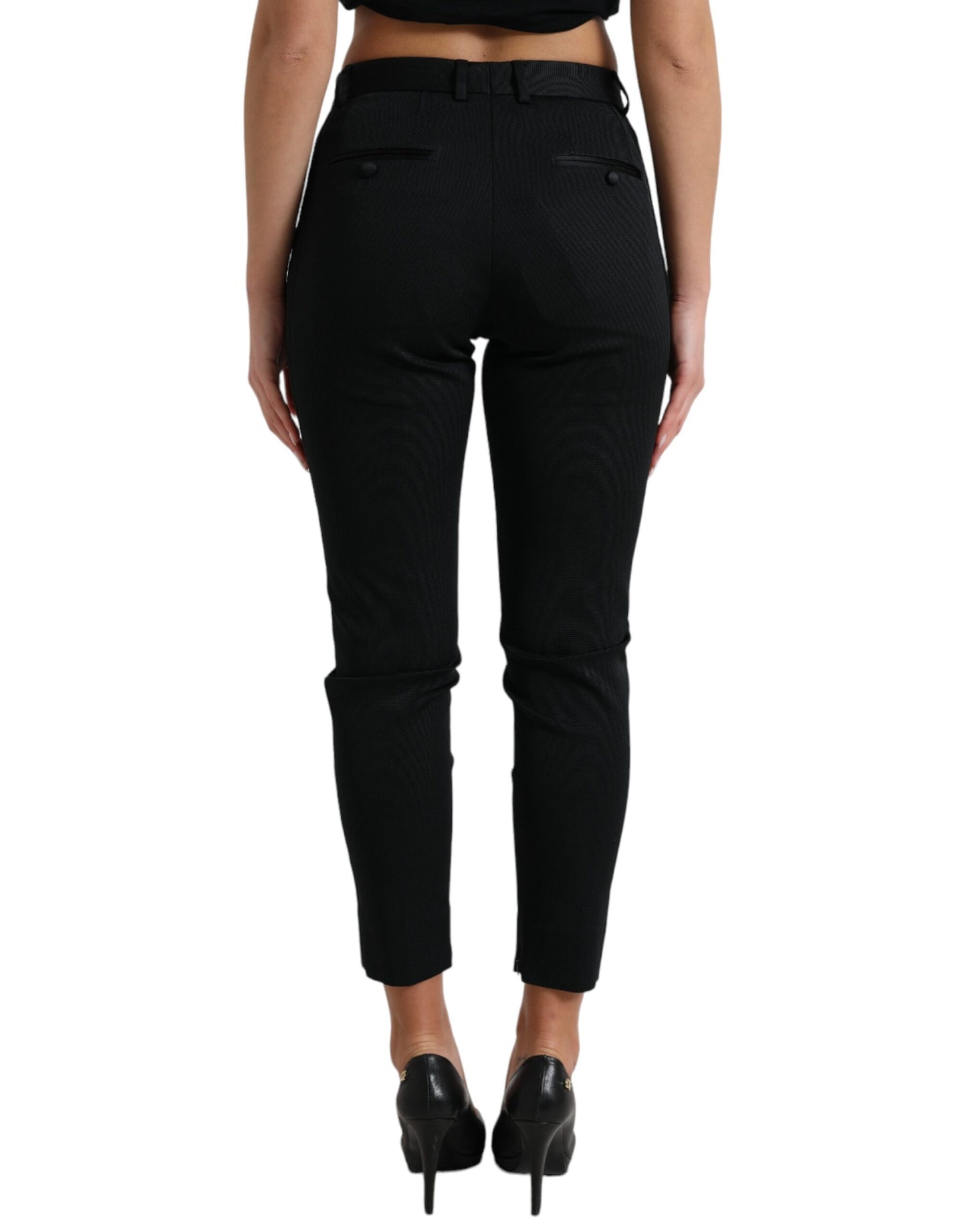 Pantalones cortos ajustados de cintura alta y elegantes