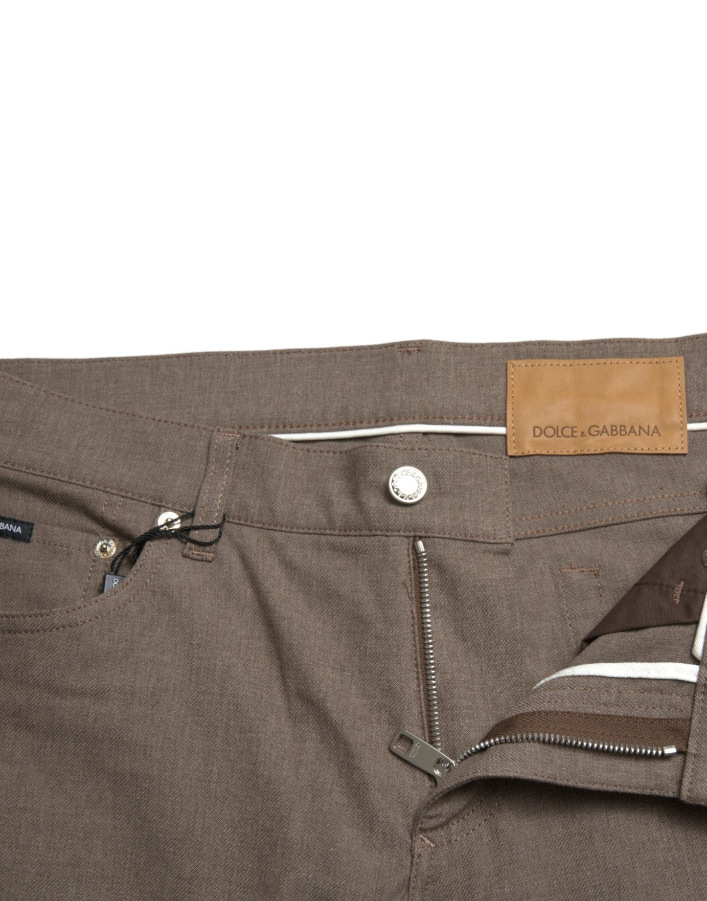 Elegantes pantalones ajustados de algodón elástico marrón