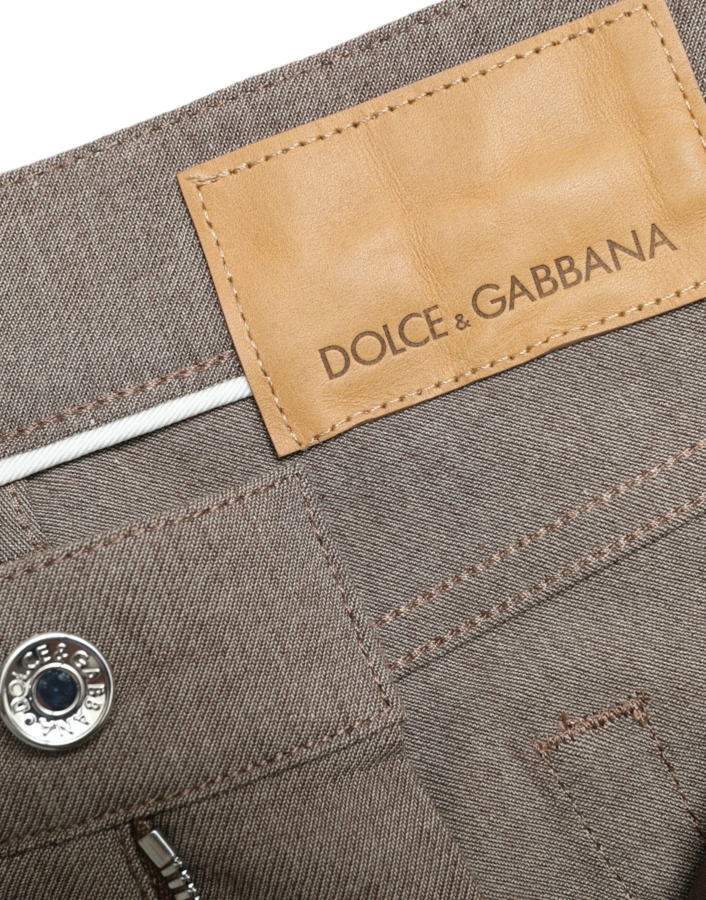 Elegantes pantalones ajustados de algodón elástico marrón