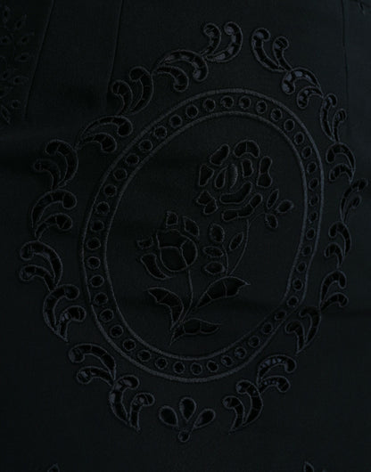Vestido midi ajustado de encaje floral negro