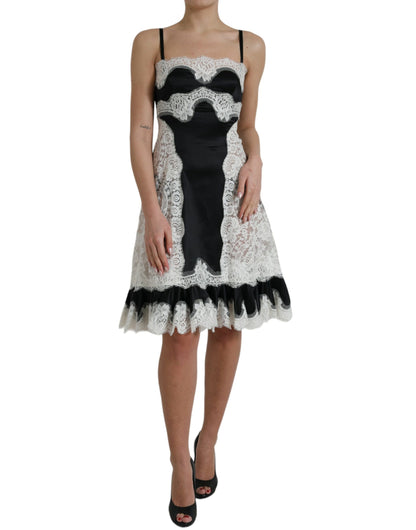 Elegante vestido de encaje de línea A en mezcla de seda