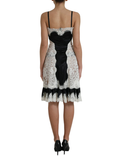 Elegante vestido de encaje de línea A en mezcla de seda