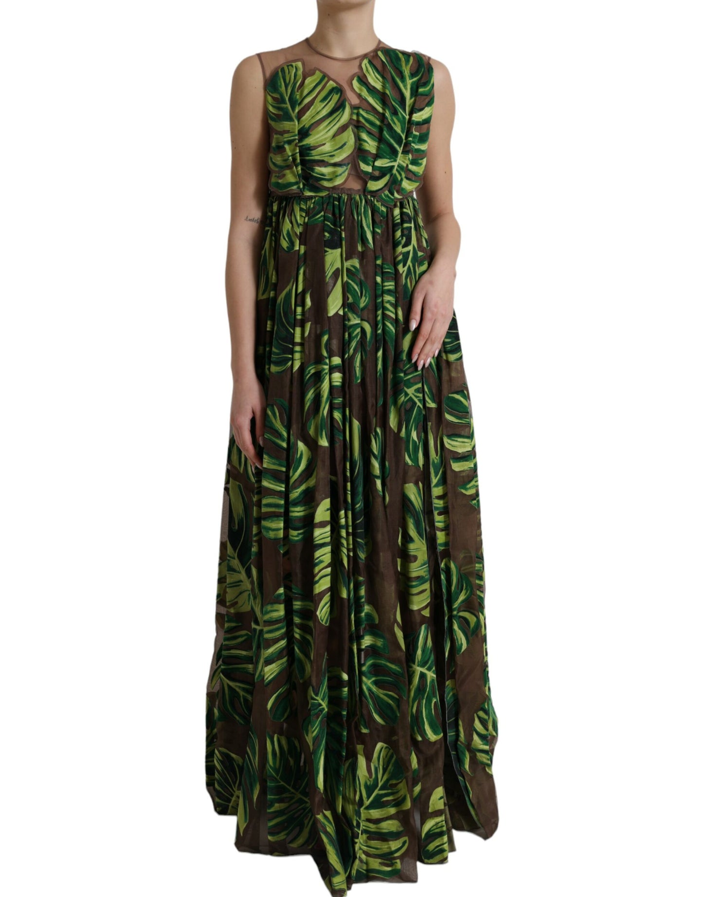 Elegante vestido de mezcla de seda sin mangas con corte en A