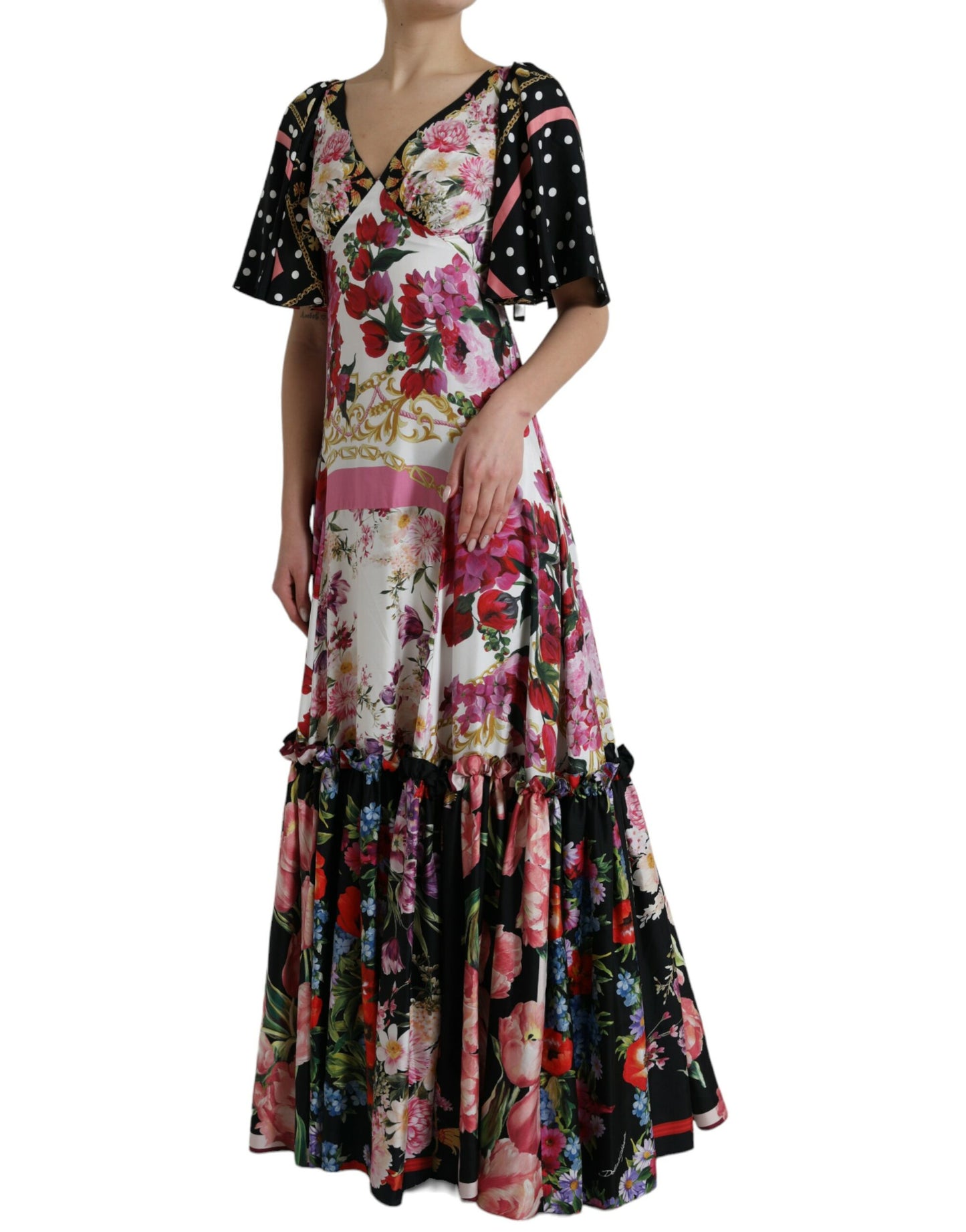 Elegante vestido largo de seda floral