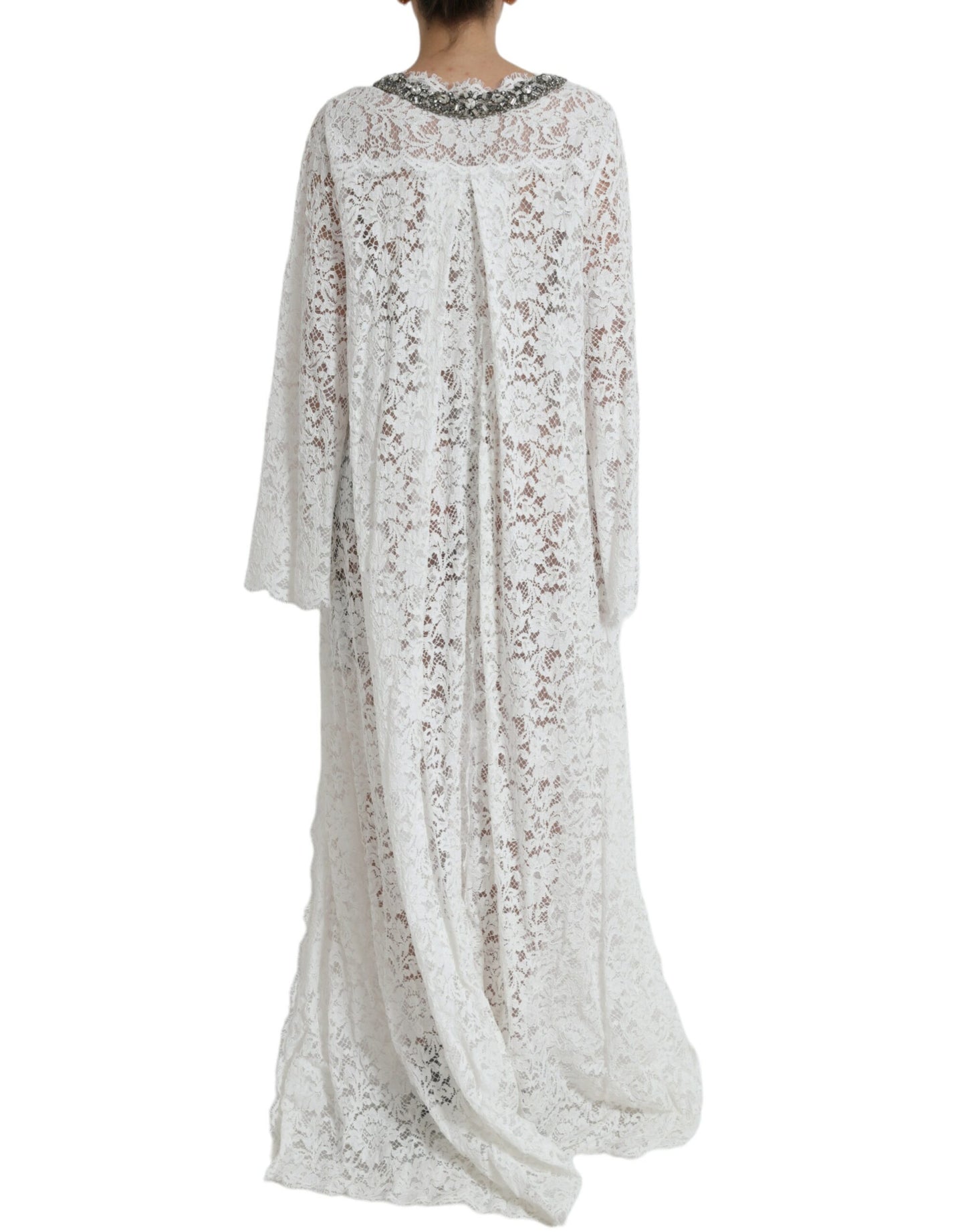 Elegante vestido blanco recto con adornos de cristal