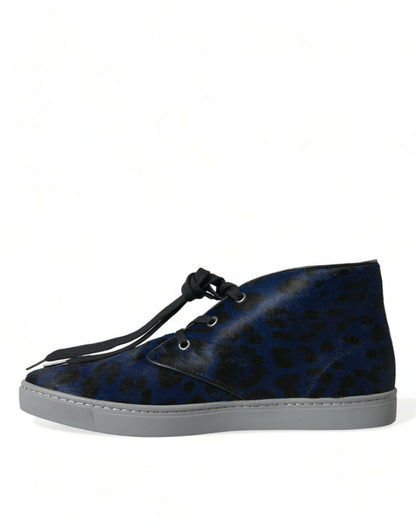 Zapatillas deportivas de caña media con estampado de leopardo azul chic
