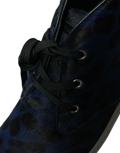 Zapatillas deportivas de caña media con estampado de leopardo azul chic