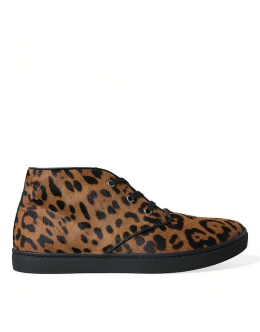 Elegantes zapatillas de caña media con estampado de leopardo