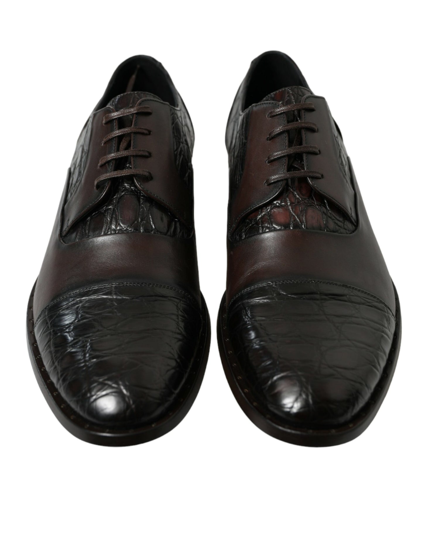 Elegantes zapatos de vestir Derby formales marrones