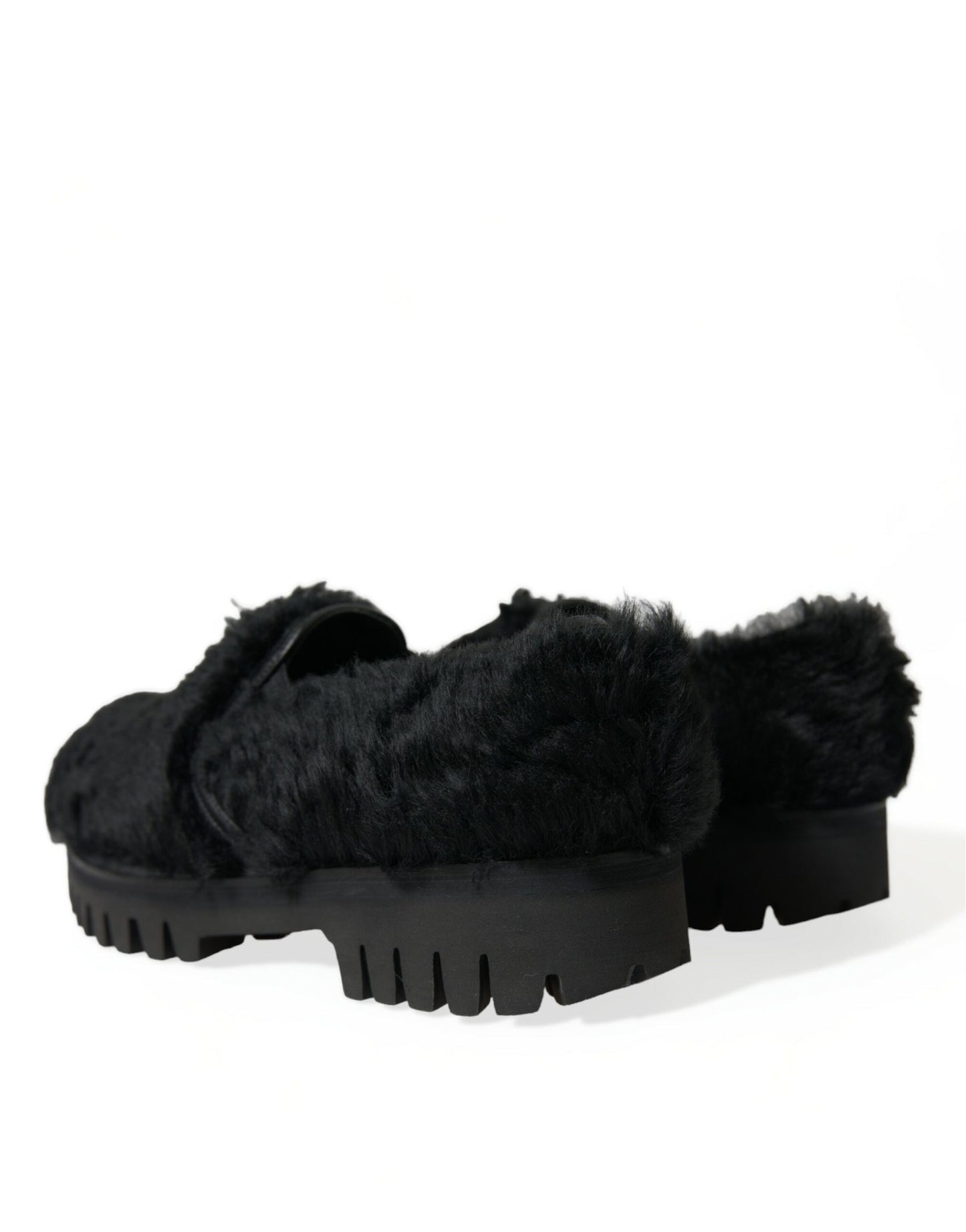 Elegantes mocasines negros de piel para hombre