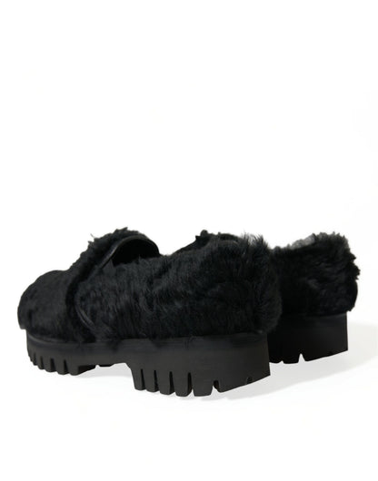 Elegantes mocasines negros de piel para hombre