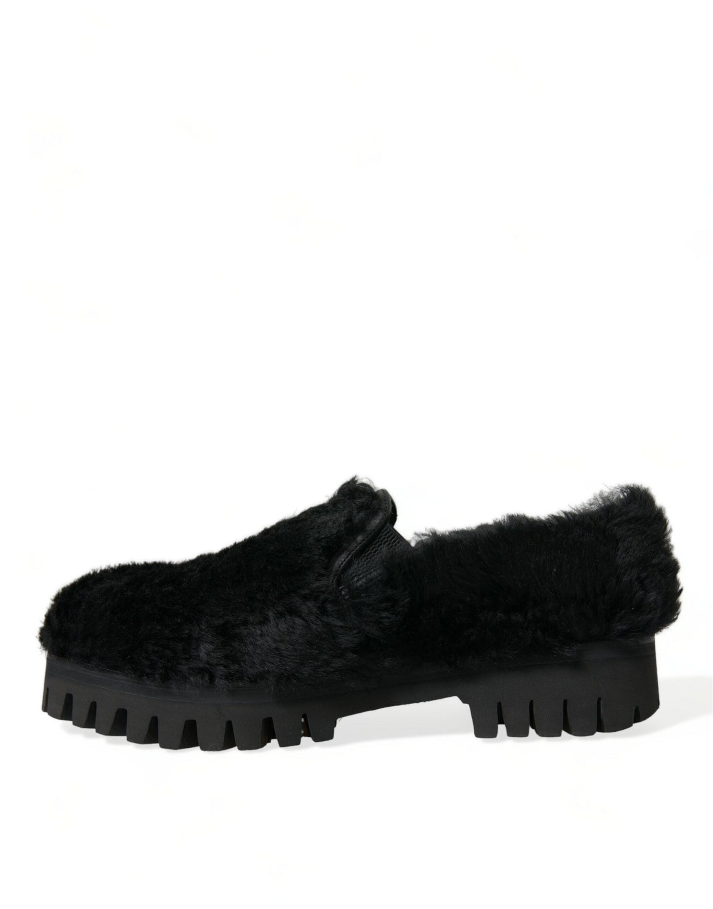 Elegantes mocasines negros de piel para hombre