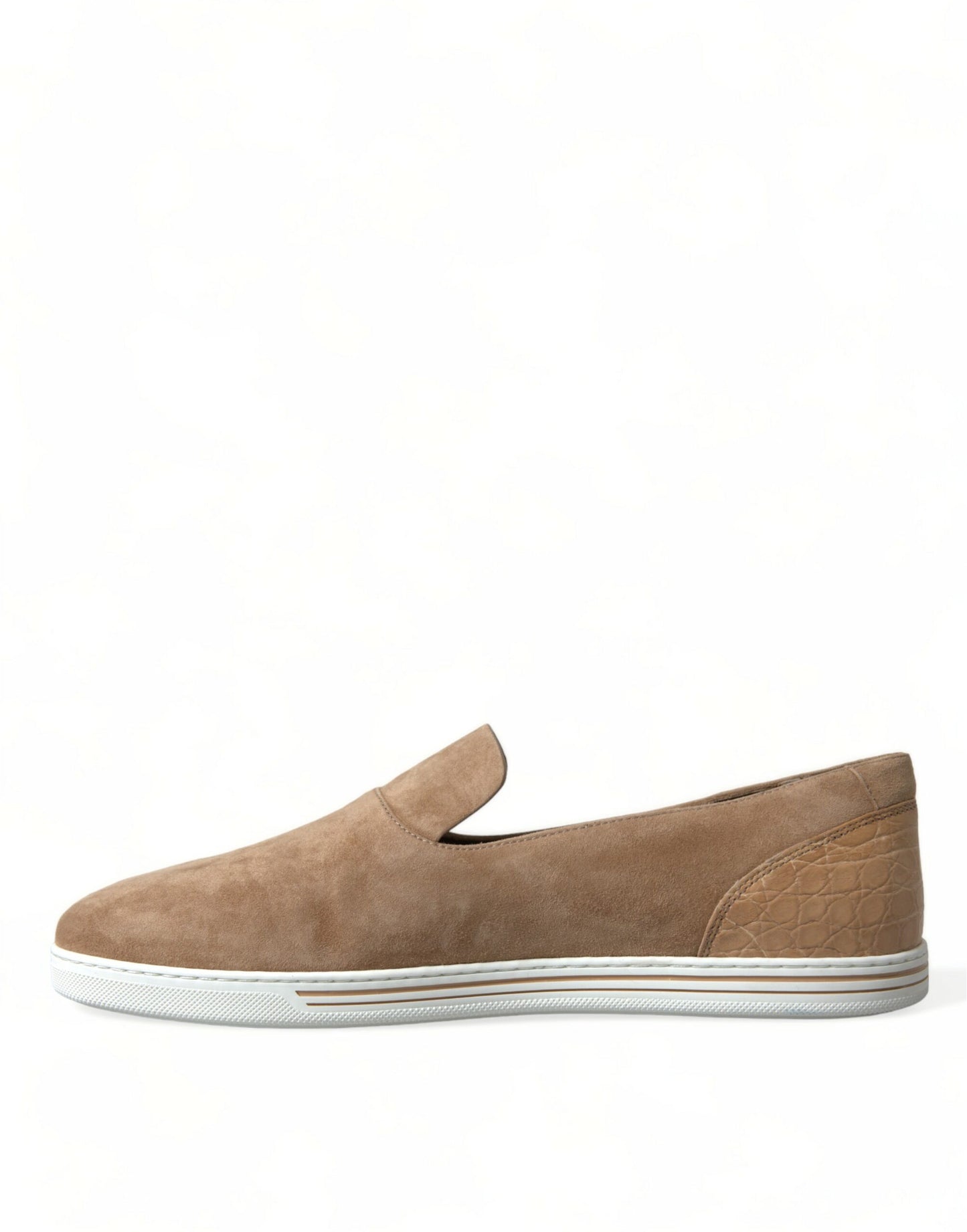 Elegantes mocasines de piel beige