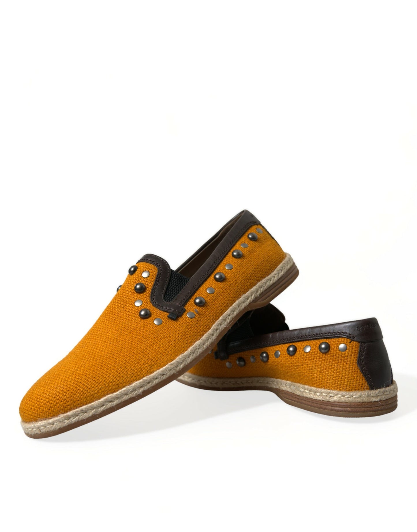 Mocasines exclusivos de lona naranja con tachuelas