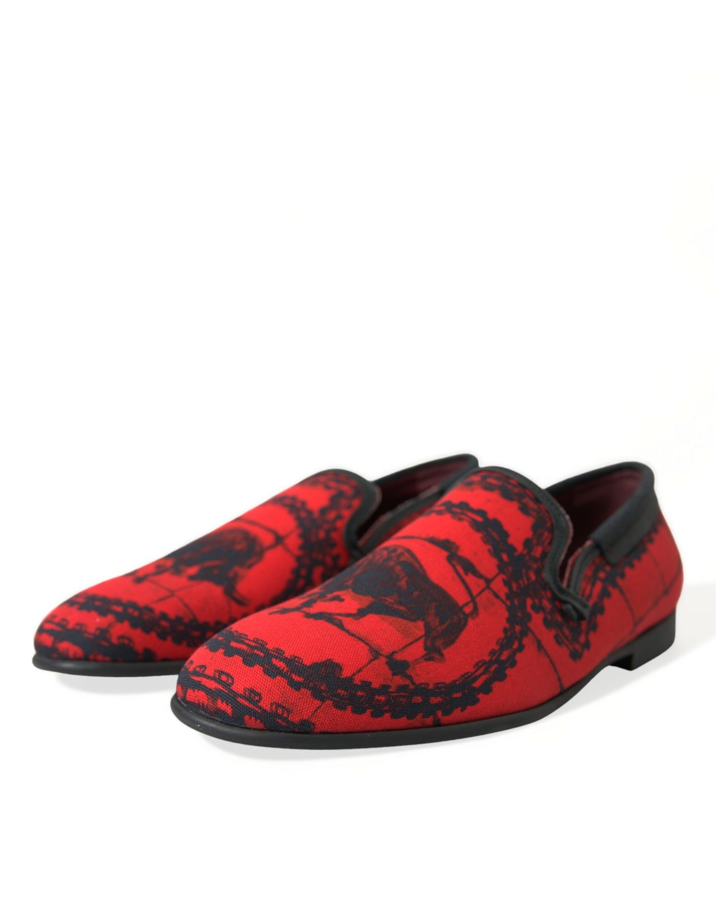 Mocasines de lujo en rojo y negro inspirados en los toreros