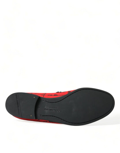 Mocasines de lujo en rojo y negro inspirados en los toreros