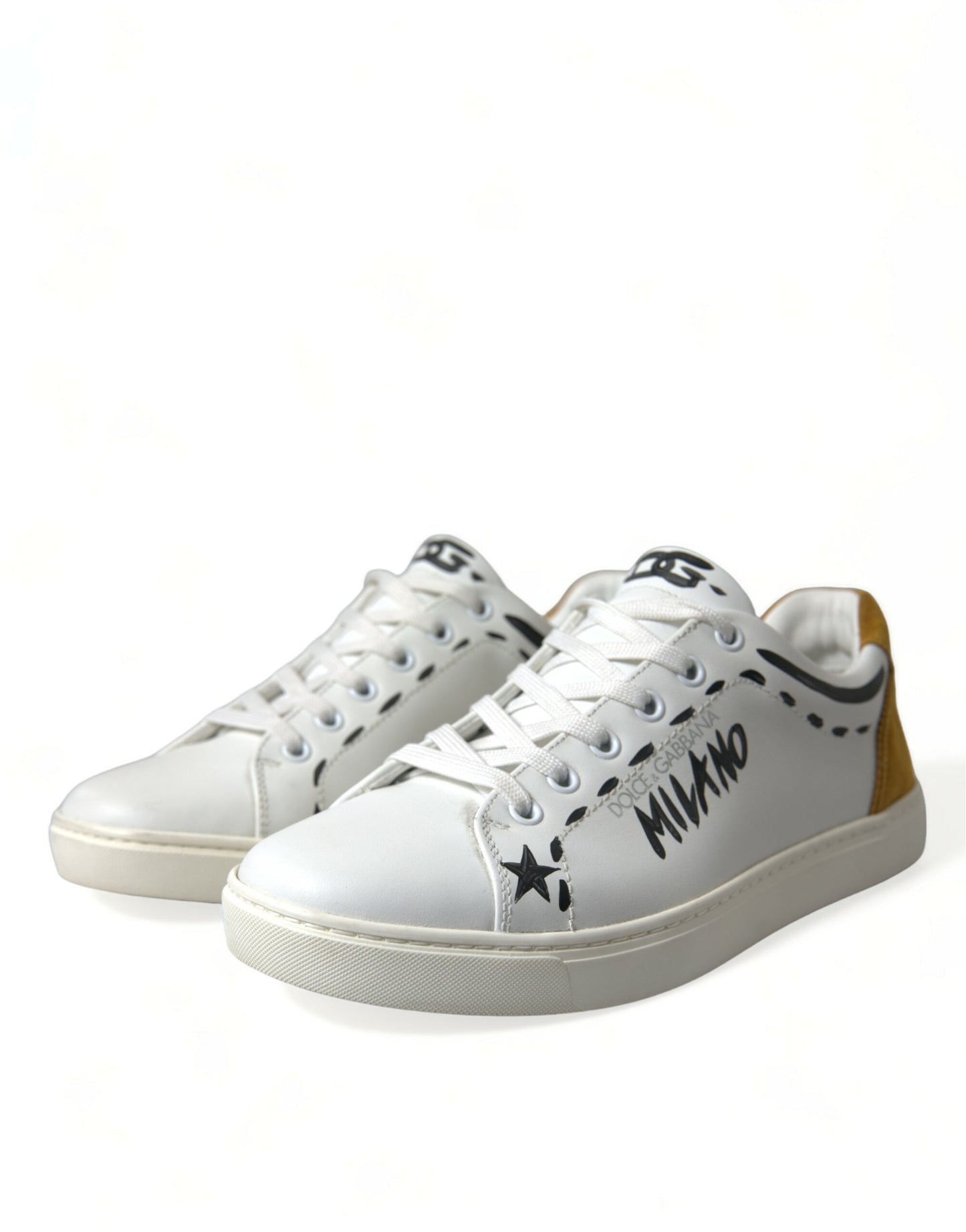 Zapatillas blancas elegantes de cuero de caña baja