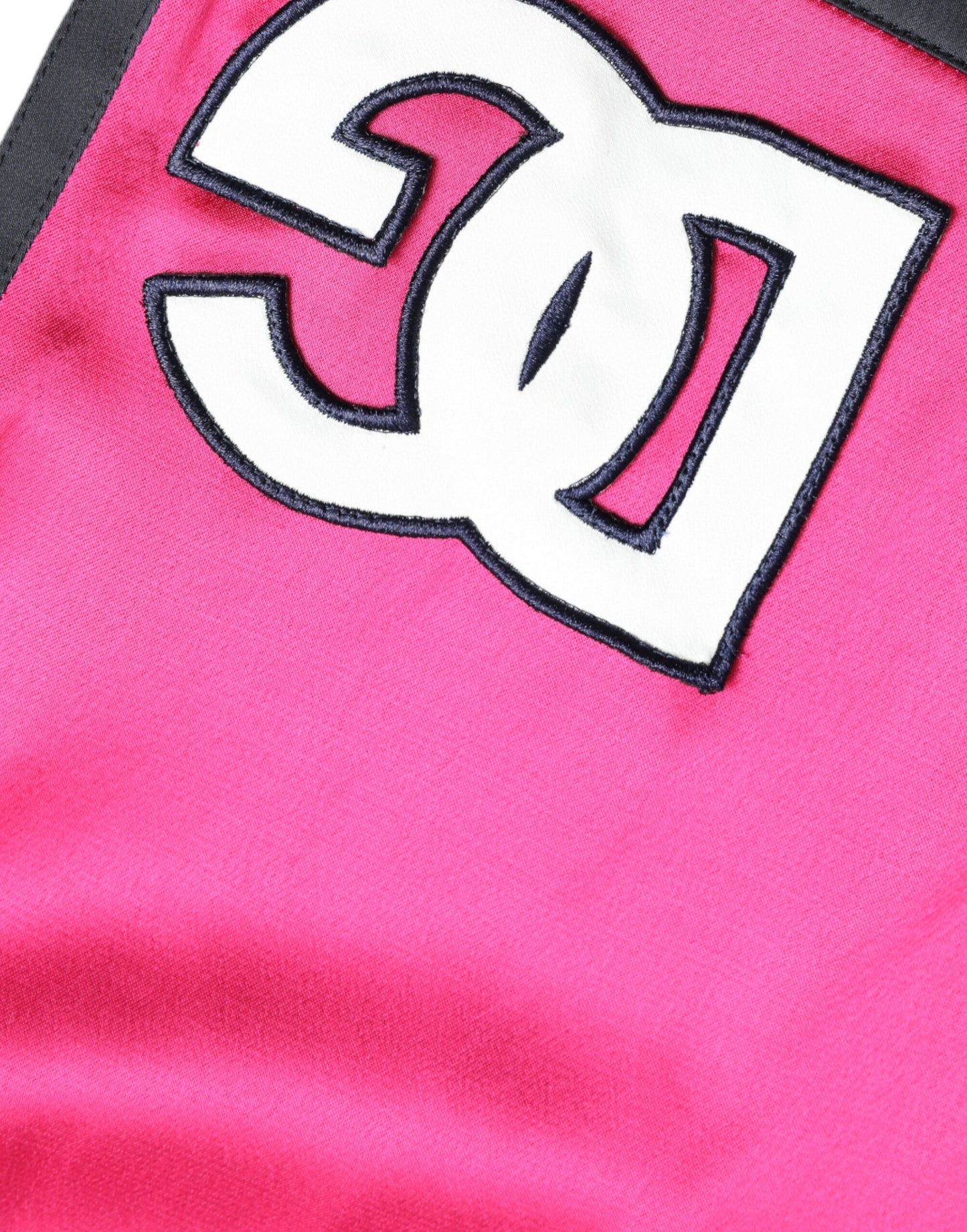 Pantalones cortos elegantes de jersey de cintura alta en color rosa