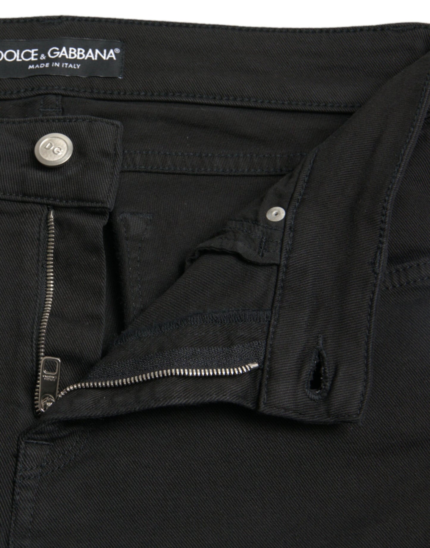 Elegantes jeans negros elásticos de cintura media