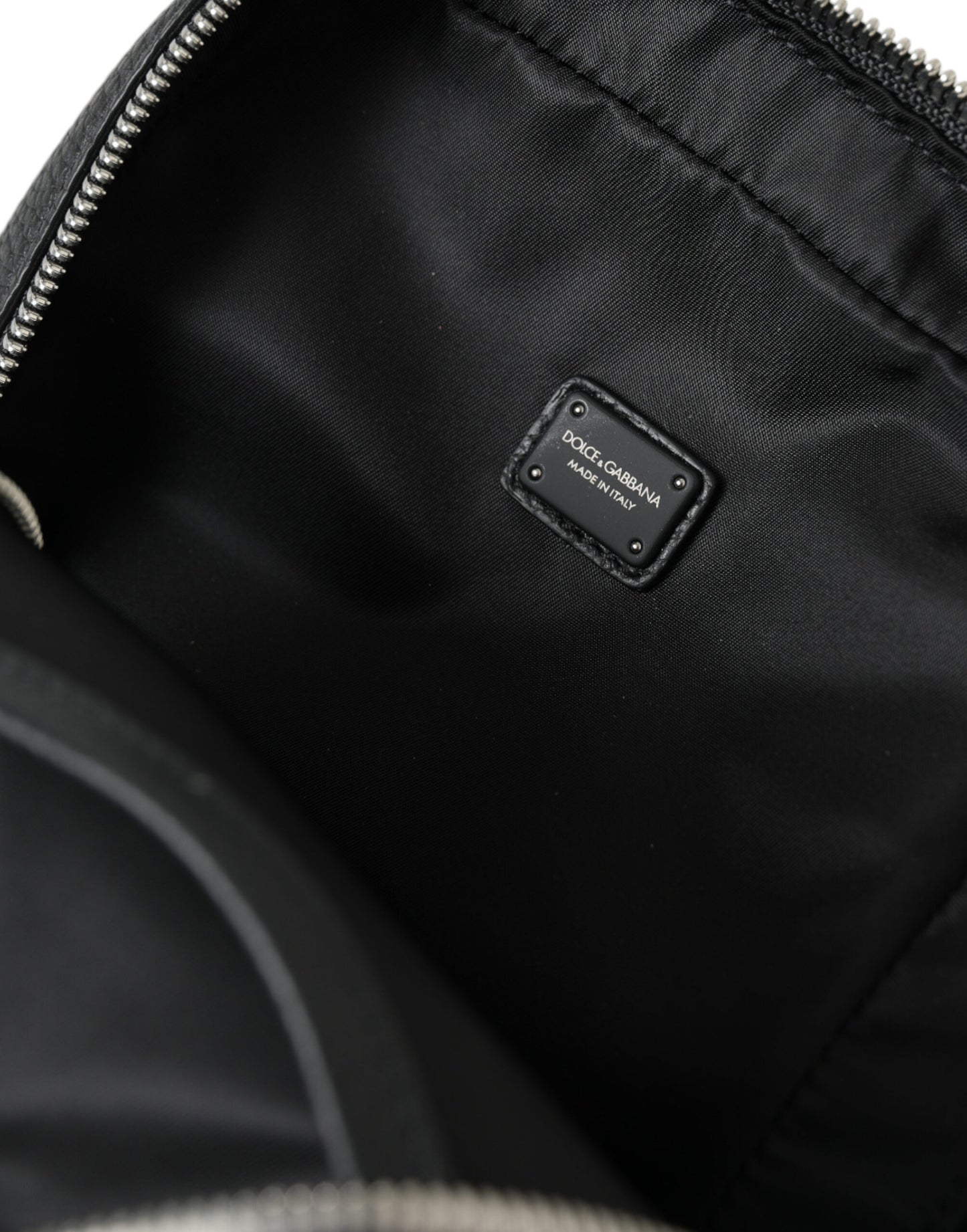 Mochila pequeña elegante de piel de becerro negra