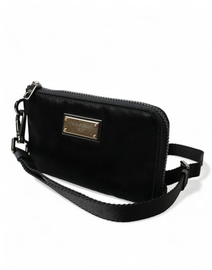 Elegante bolsa de nailon y cuero negro