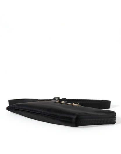 Elegante bolsa de nailon y cuero negro