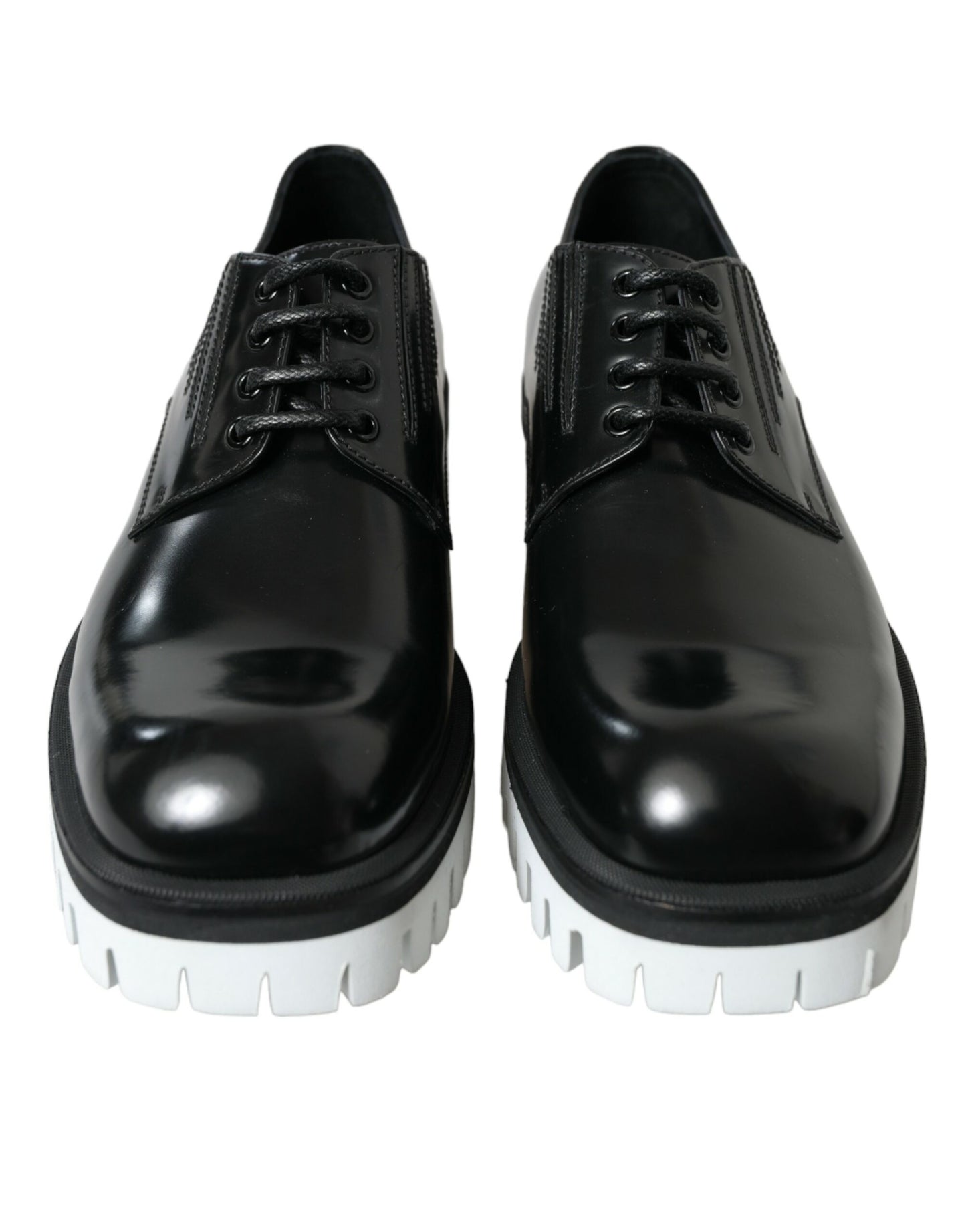 Sofisticados zapatos Derby de cuero blanco y negro