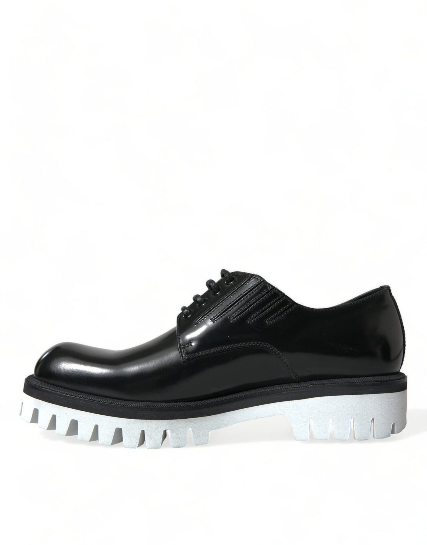 Sofisticados zapatos Derby de cuero blanco y negro