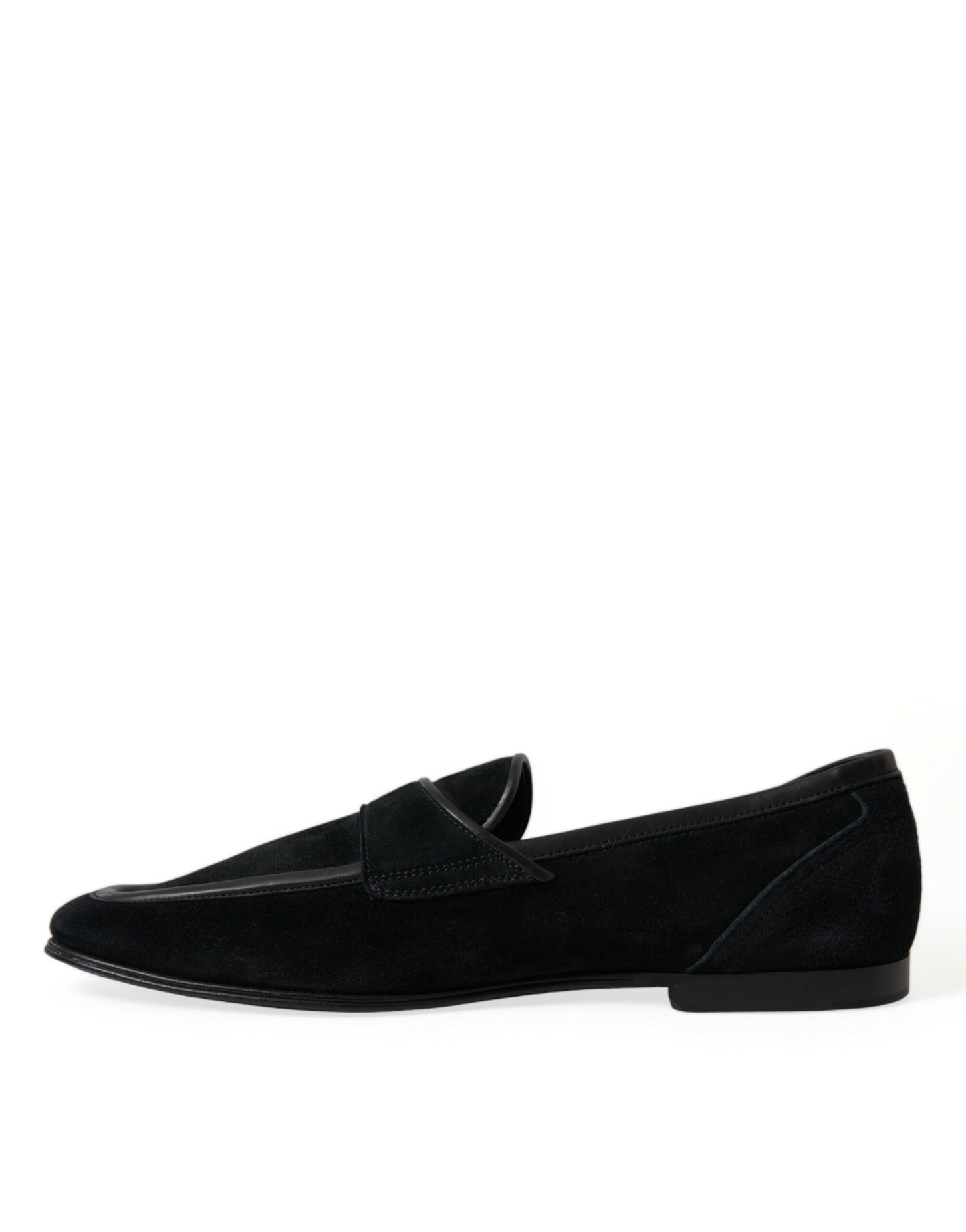 Elegantes mocasines negros de terciopelo para hombre