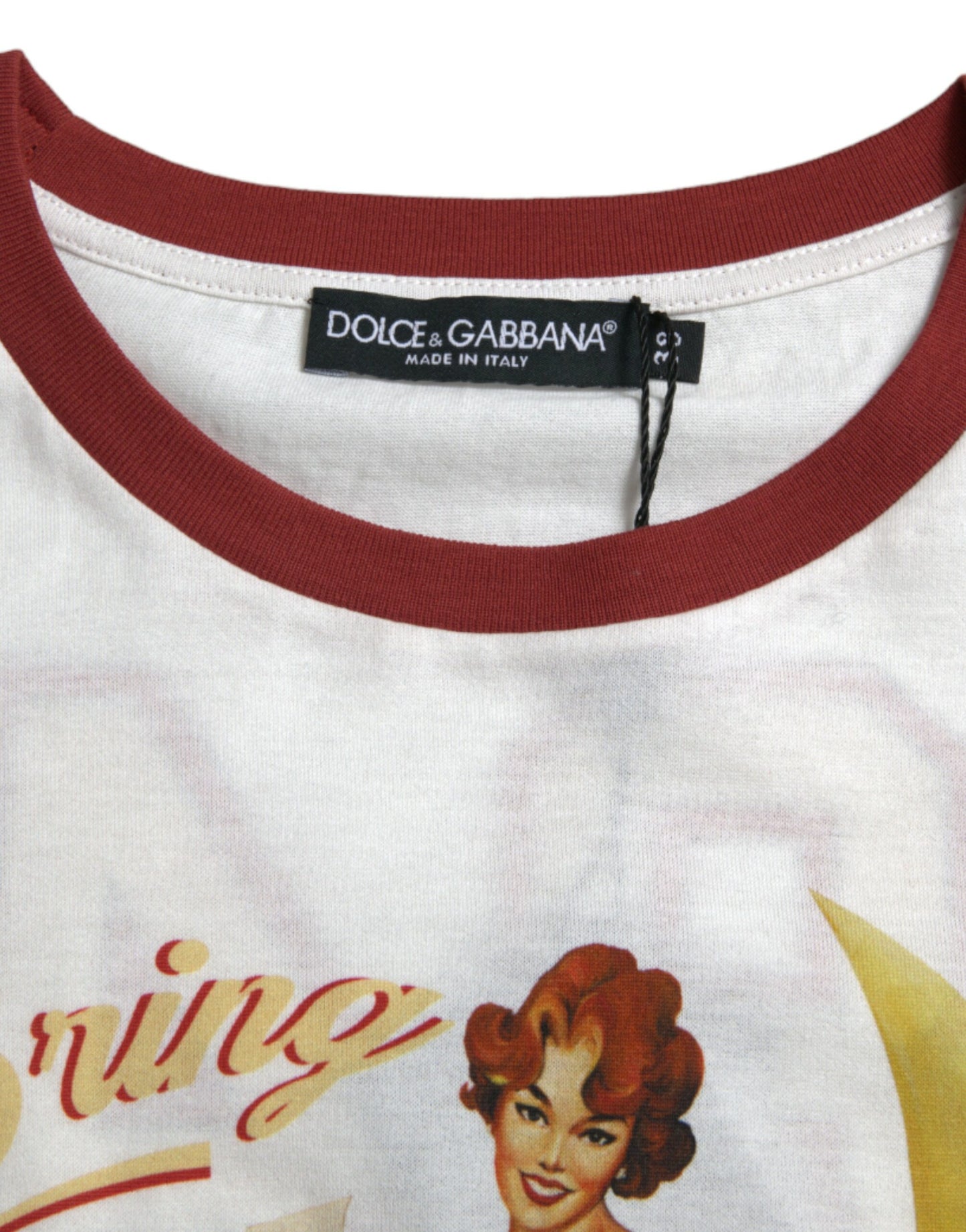 Elegante camiseta blanca de algodón con cuello redondo