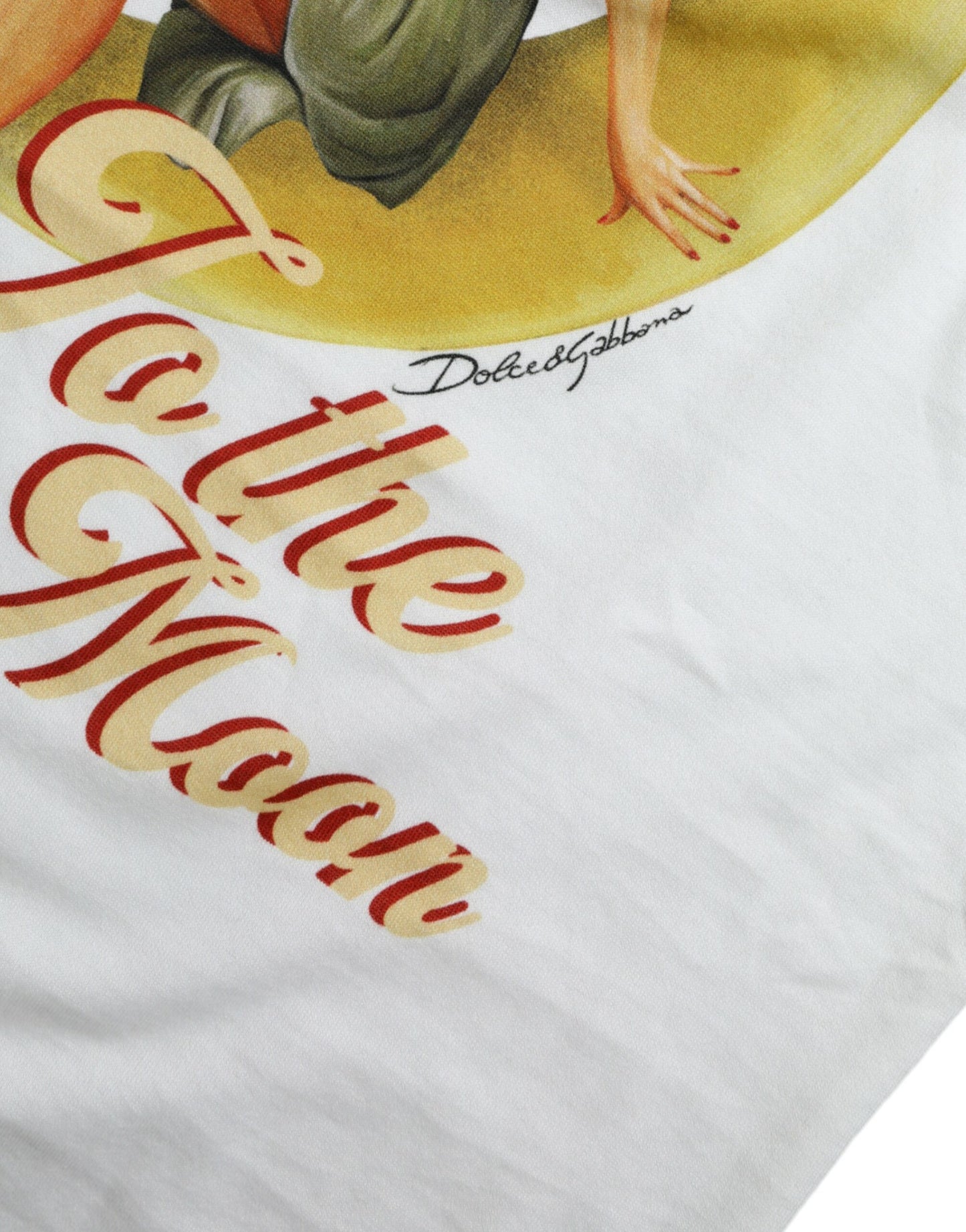 Elegante camiseta blanca de algodón con cuello redondo