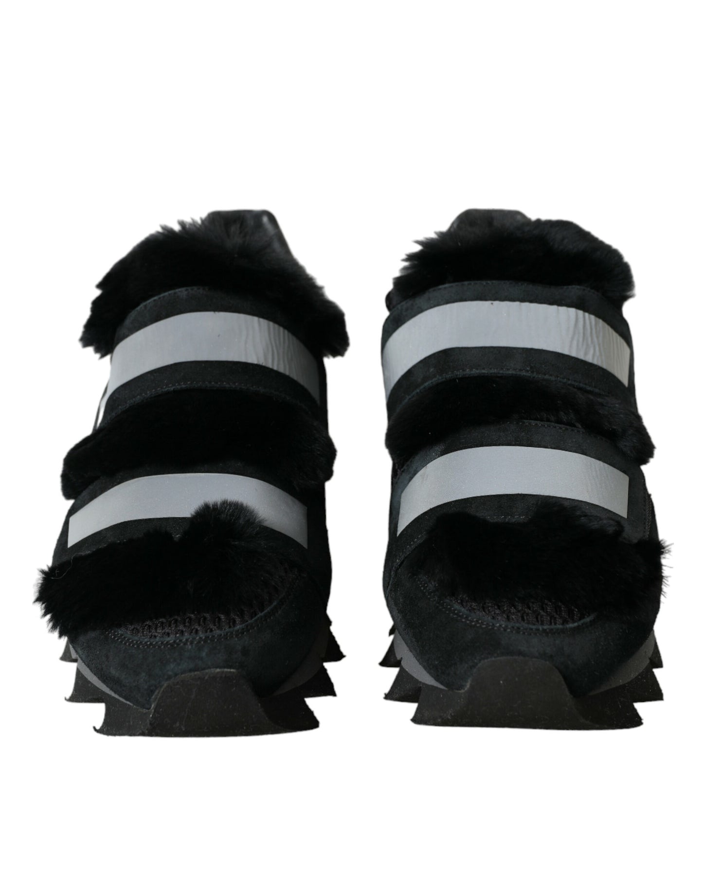 Elegantes zapatillas de ante con adornos de piel