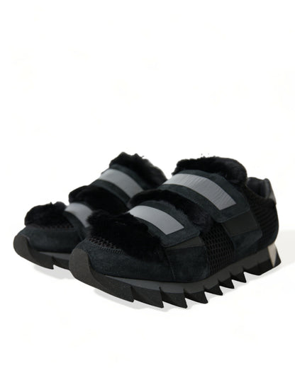 Elegantes zapatillas de ante con adornos de piel