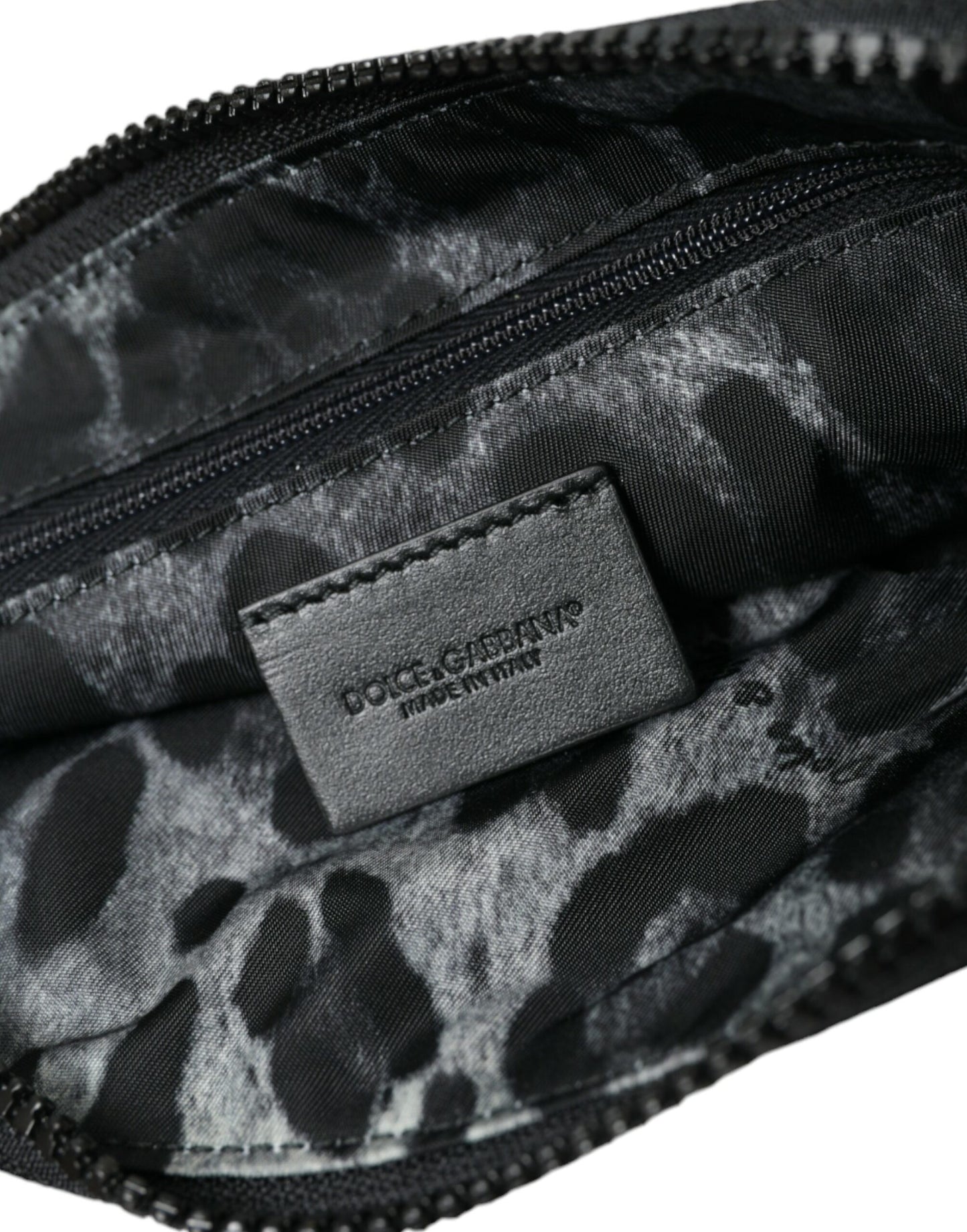 Bolsa Elite de nailon y cuero negro con detalle de logotipo