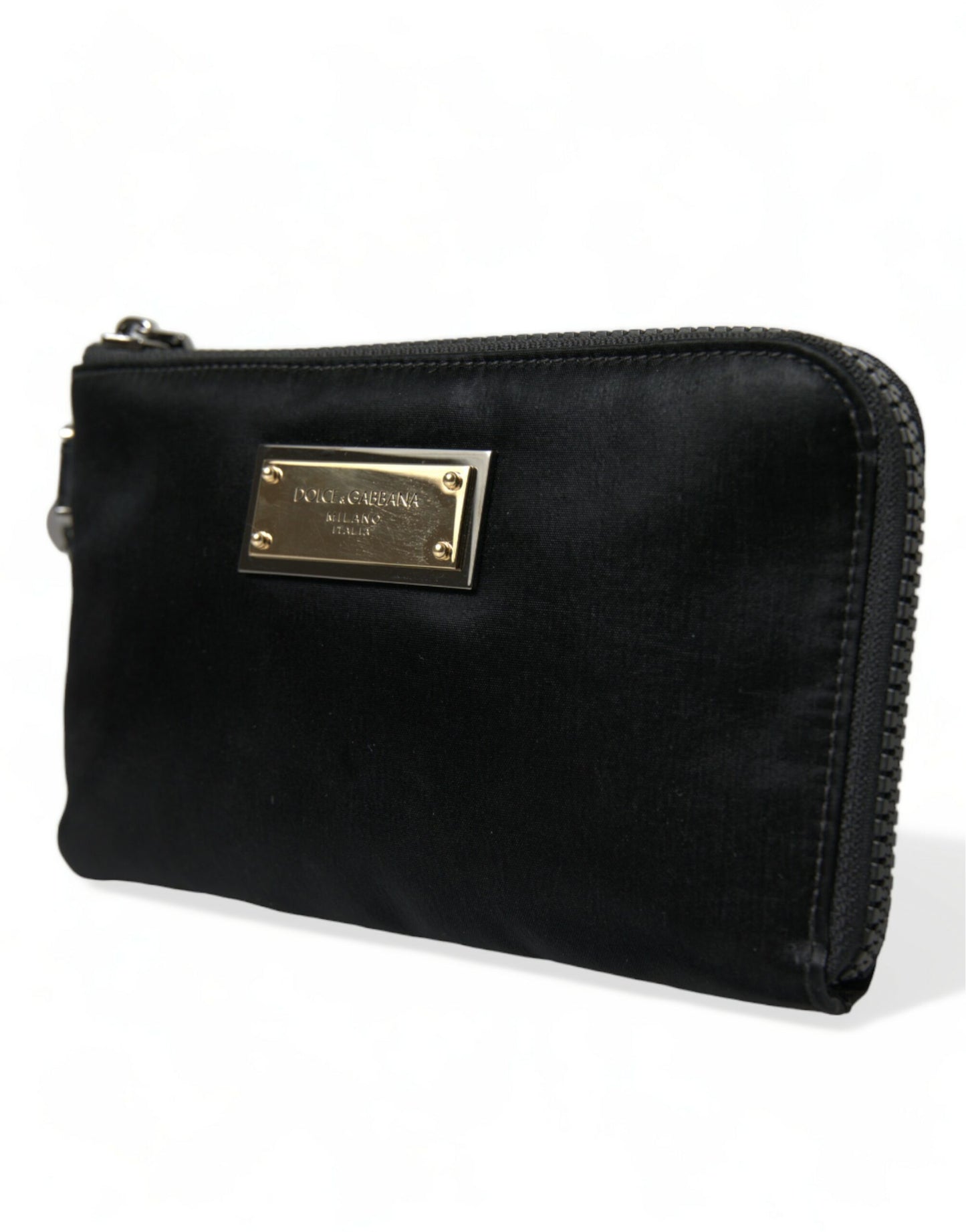 Elegante bolso de piel de nailon negro con detalles plateados