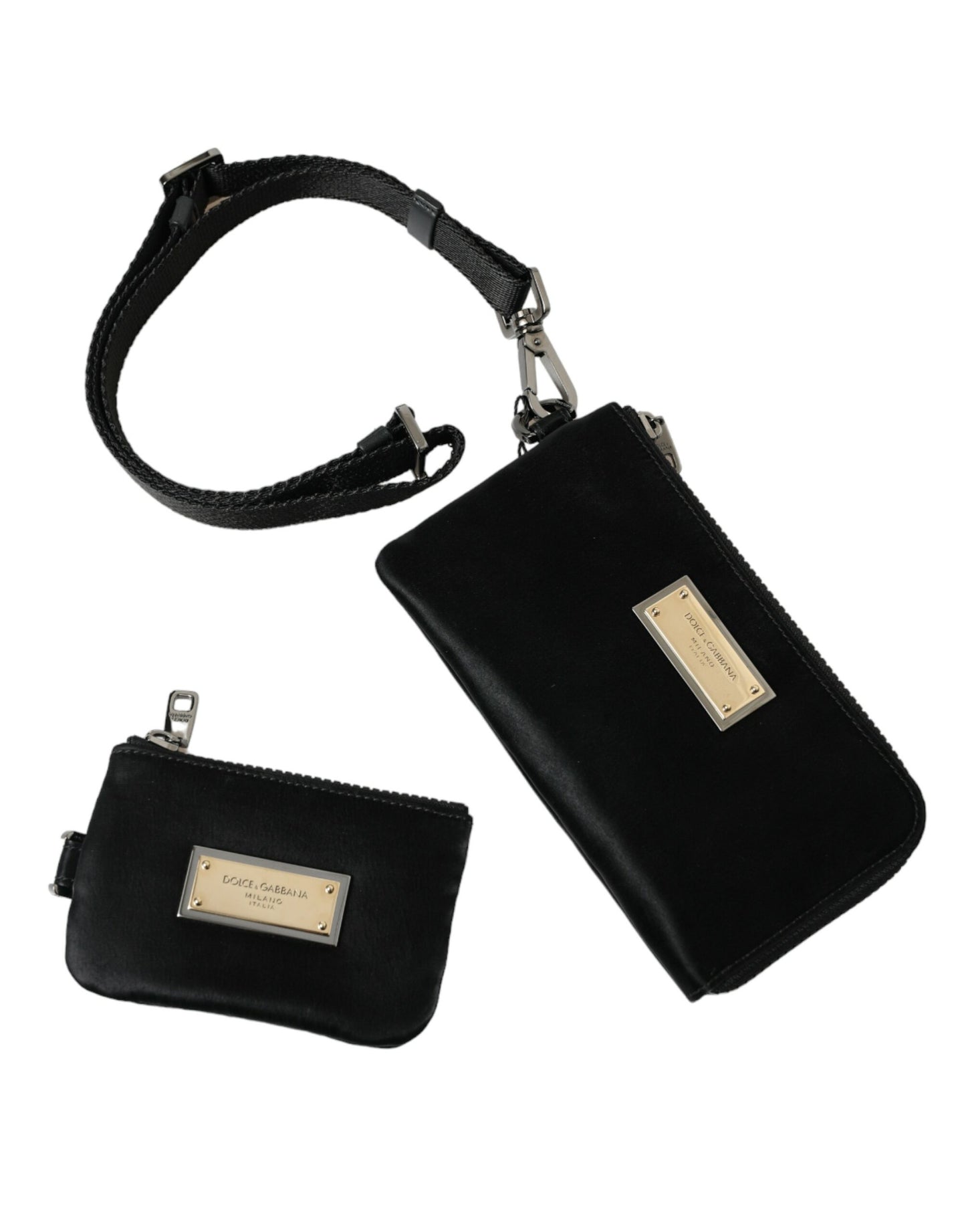 Elegante bolso de piel de nailon negro con detalles plateados