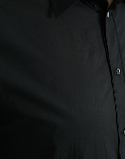 Camisa de vestir italiana elegante, negra y ajustada