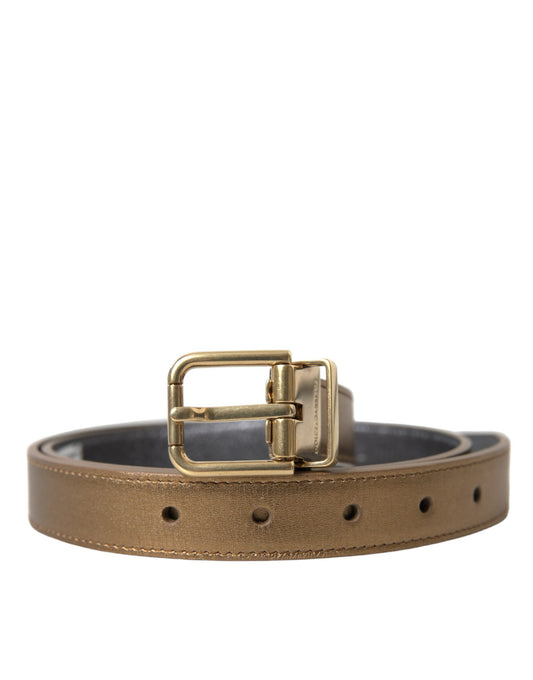 Cinturón de piel dorado metalizado: elegancia atemporal