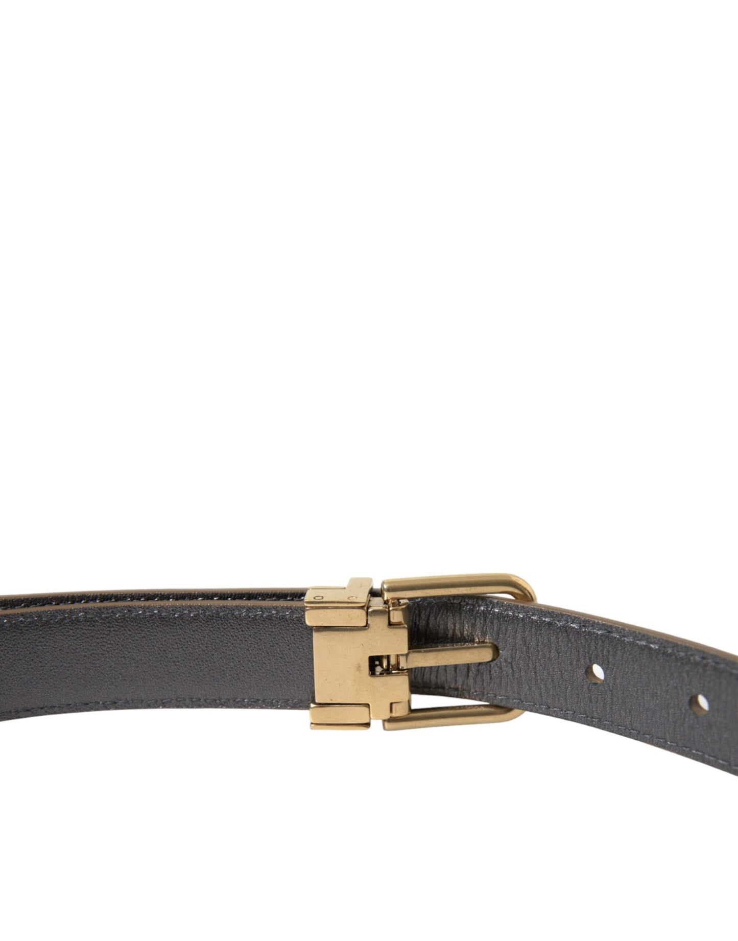 Cinturón de piel dorado metalizado: elegancia atemporal