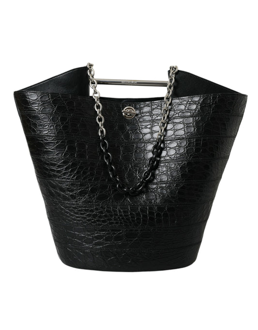 Elegante bolso maxi tipo cubo de piel de cocodrilo negra