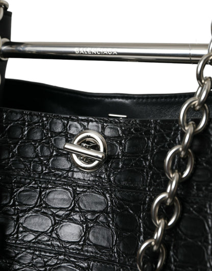 Elegante bolso maxi tipo cubo de piel de cocodrilo negra