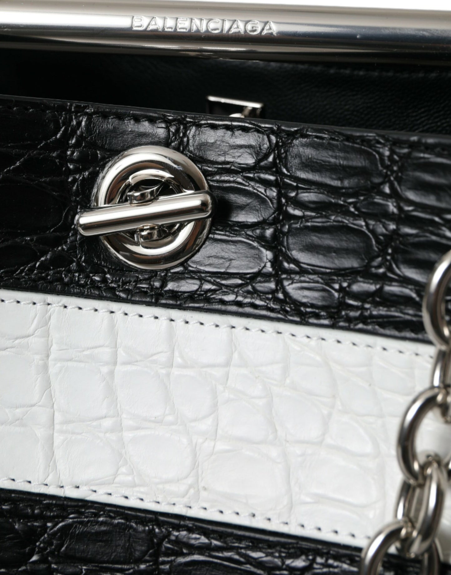 Bolso maxi elegante de piel de cocodrilo