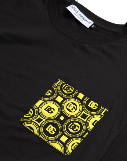 Camiseta de algodón con cuello redondo y bolsillo estampado en negro