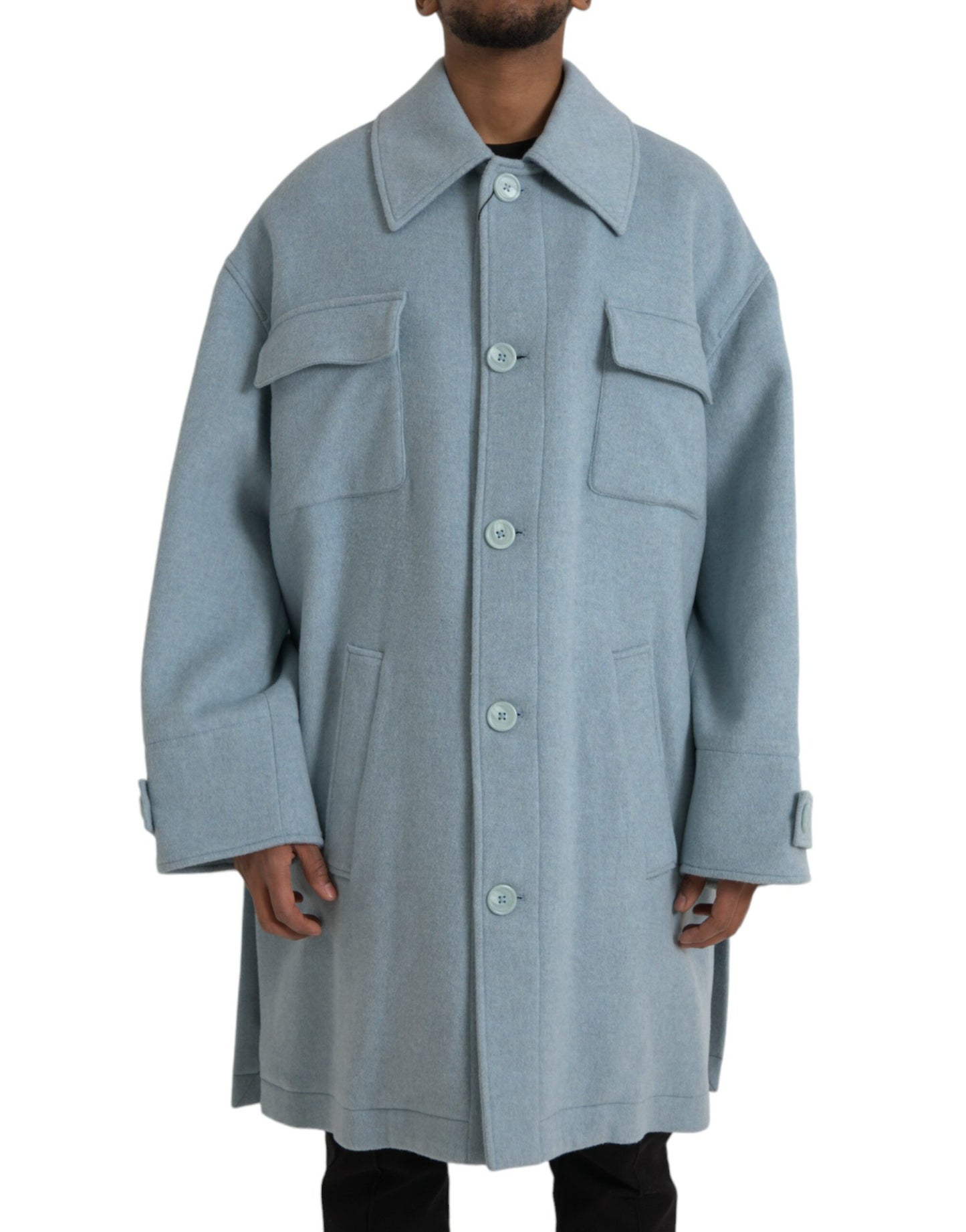 Chaqueta gabardina de lana azul claro con botones