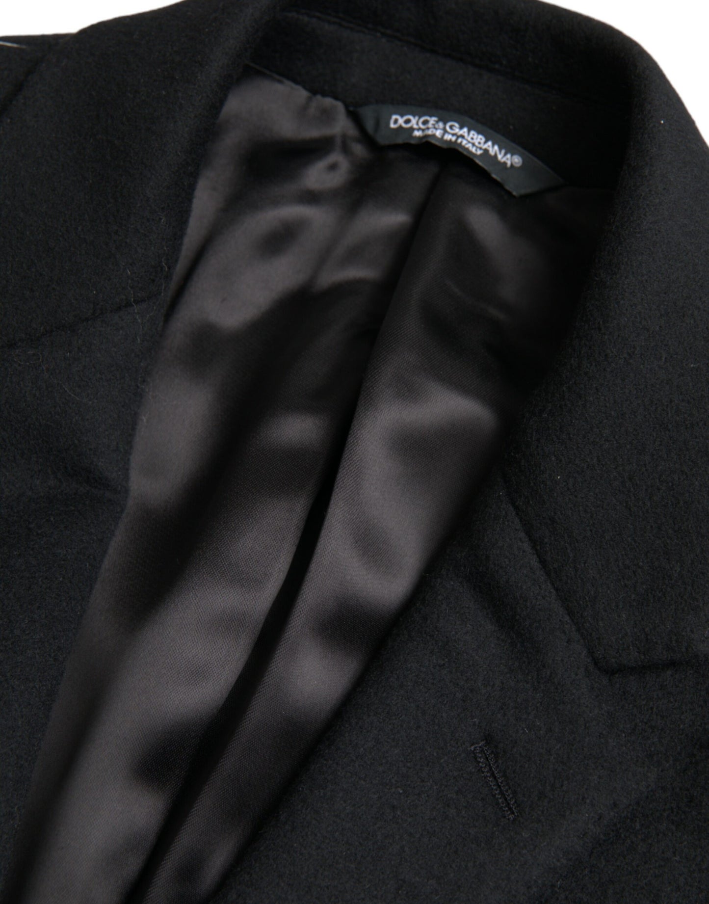 Chaqueta gabardina negra de un solo pecho