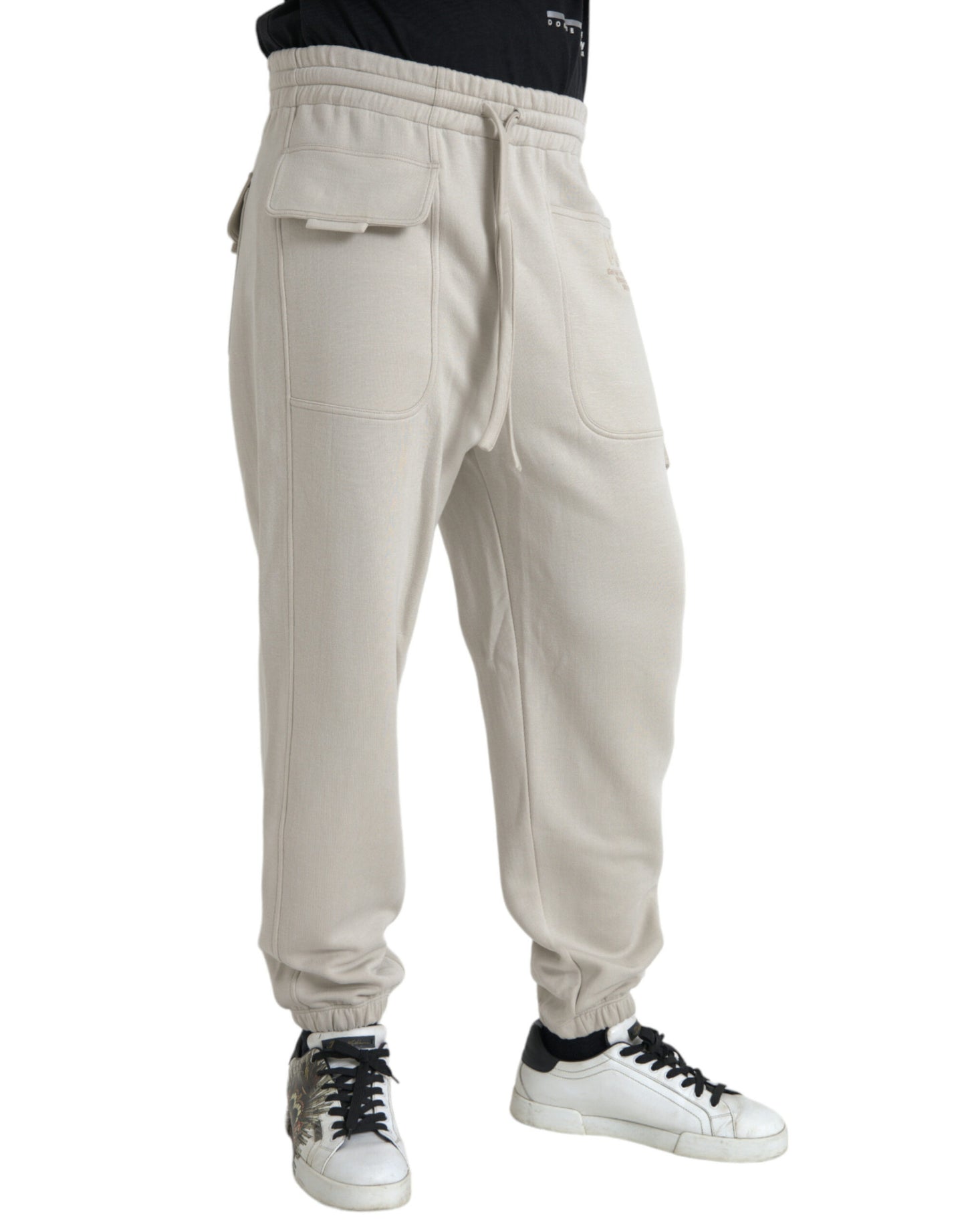 Pantalones deportivos cargo tipo jogger de viscosa color blanco roto