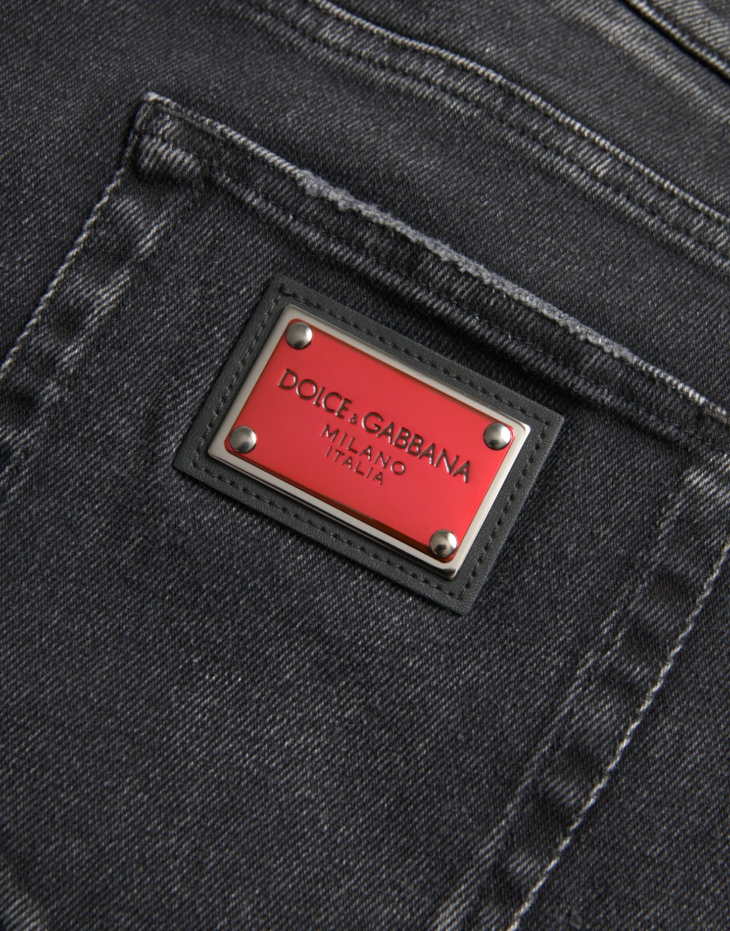 Vaqueros ajustados de algodón elástico gris con logotipo